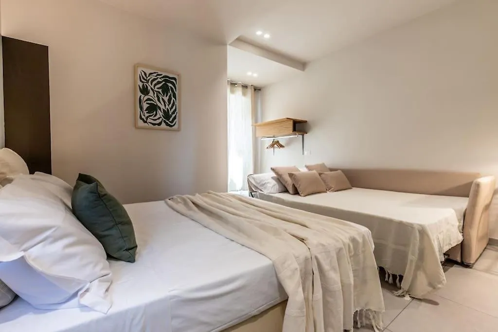 Dafne Room Ampio Nido, Vera Promessa Di Relax 0*, Rome Italy