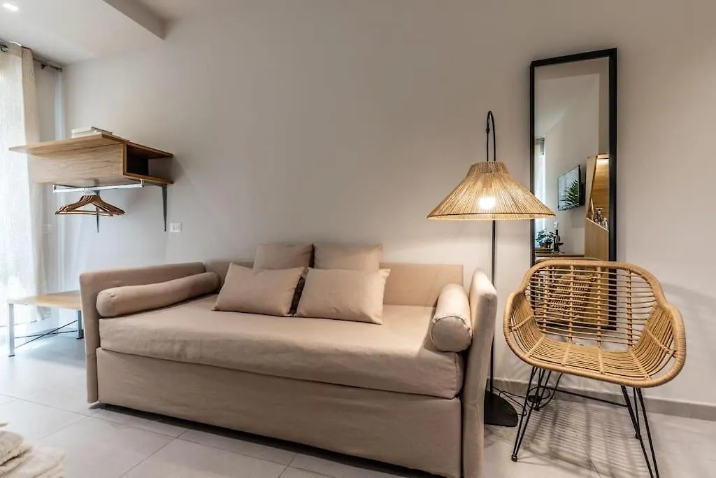 Dafne Room Ampio Nido, Vera Promessa Di Relax Apartment Rome